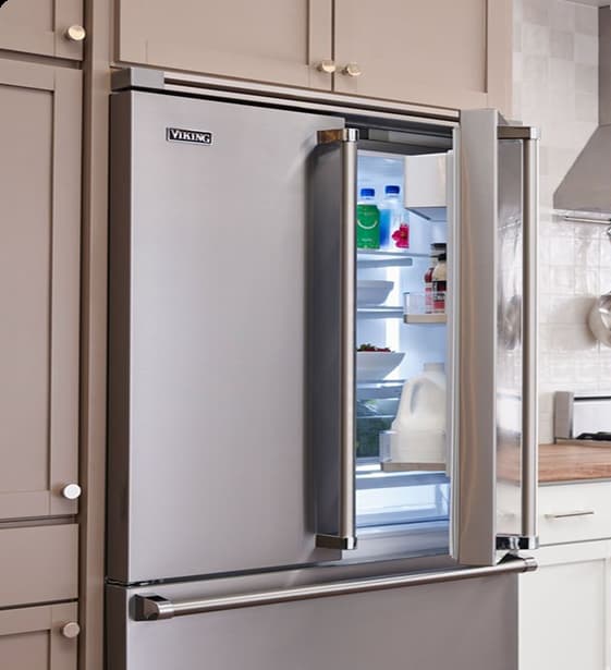 Viking-Refrigerator-Leaking-Water 1